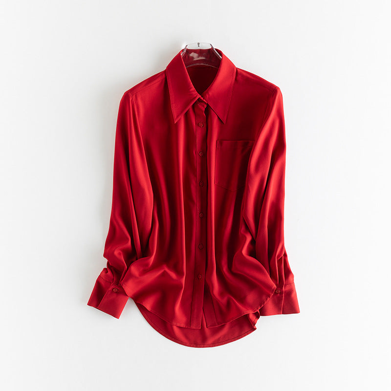 Damen seidenähnliche Oversize-Bluse mit spitzem Hemdkragen und Brusttasche Echo Archiv
