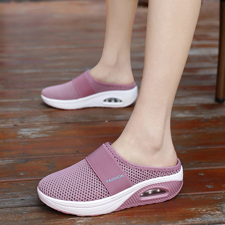 Damen Halbschuh-Slipper mit atmungsaktivem Strickobermaterial, elastischem Mittelfußriemen und Dämpfungssohle – Lioré