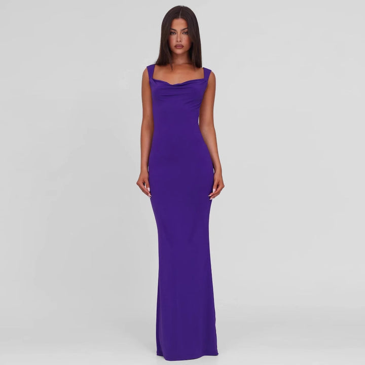 Damen Elegantes Maxikleid mit tiefem Ausschnitt und hochwertigem Stoff Echo Archiv