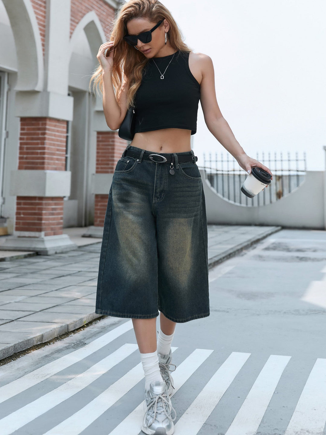 Damen Weite Denim-Culottes mit hohem Bund und praktischen Seitentaschen Echoarchiv