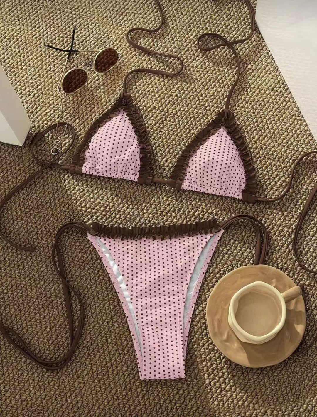 Damen Bikini-Set mit verspieltem Karomuster und charmanten Rüschendetails Echo Archiv