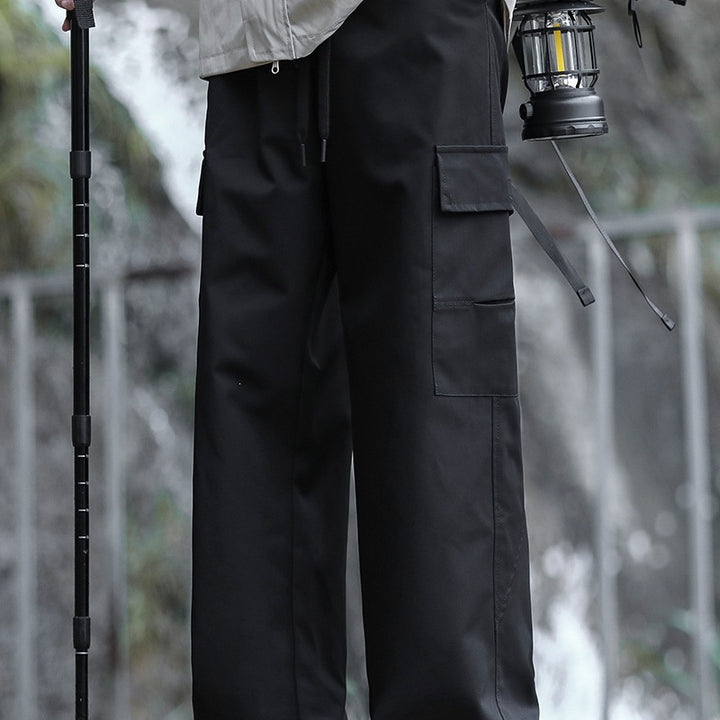 Herren Oversized Outdoor‑Cargohose mit Zugbund, großen Klapp‑ und Utility‑Taschen Echoarchiv