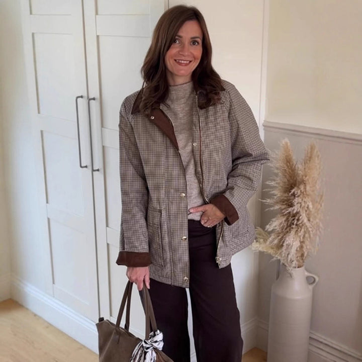 Damen Oversize-Fieldjacke mit Samtkragen und großen Pattentaschen Echoarchiv