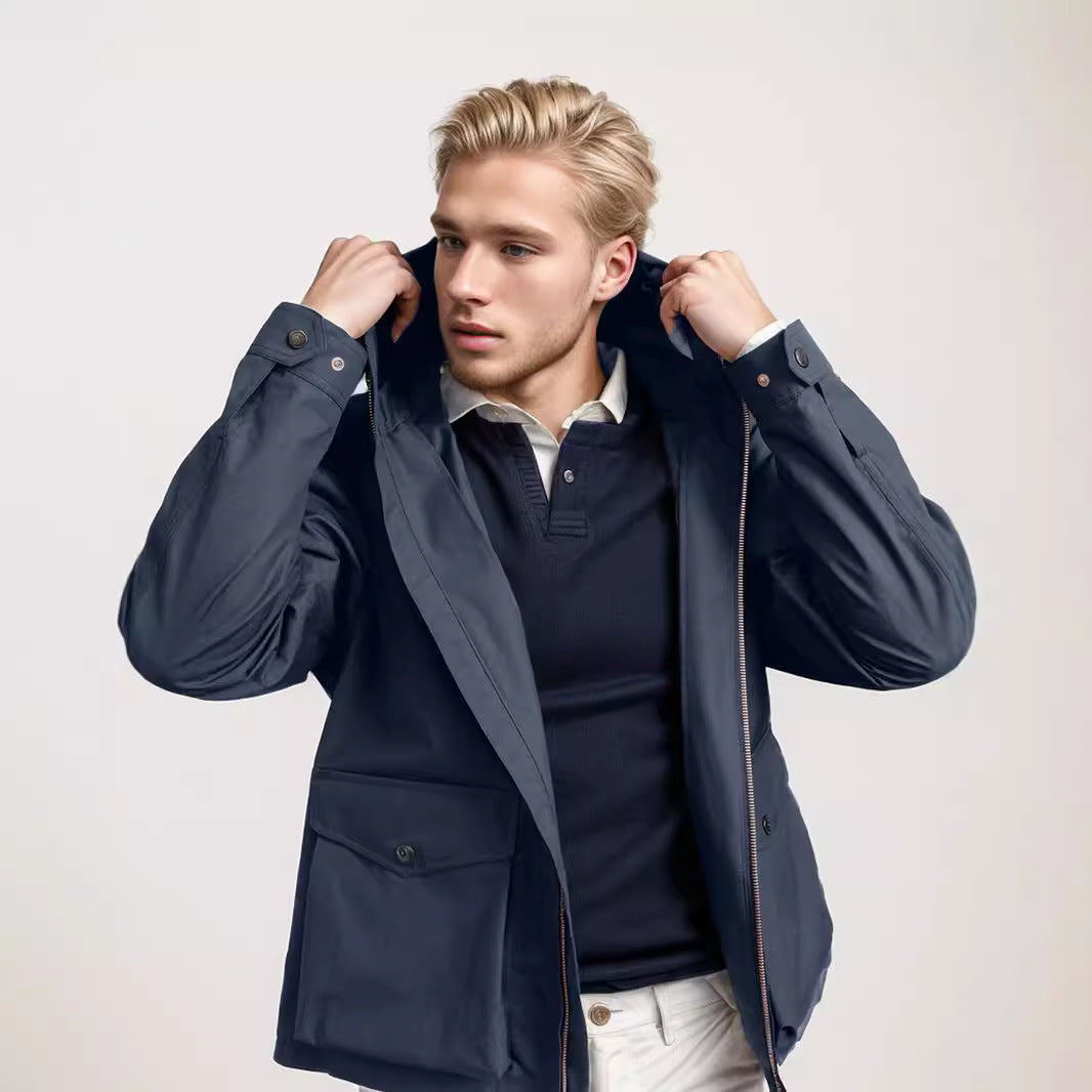 Herren Übergangsjacke mit praktischen Taschen und verstellbarem Kapuzenkragen Echoarchiv
