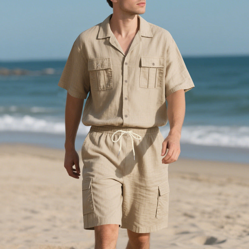 Herren lässiges Strandhemdenkombinationsset mit praktischen Cargo-Shorts und stylischem Kragen Echoarchiv