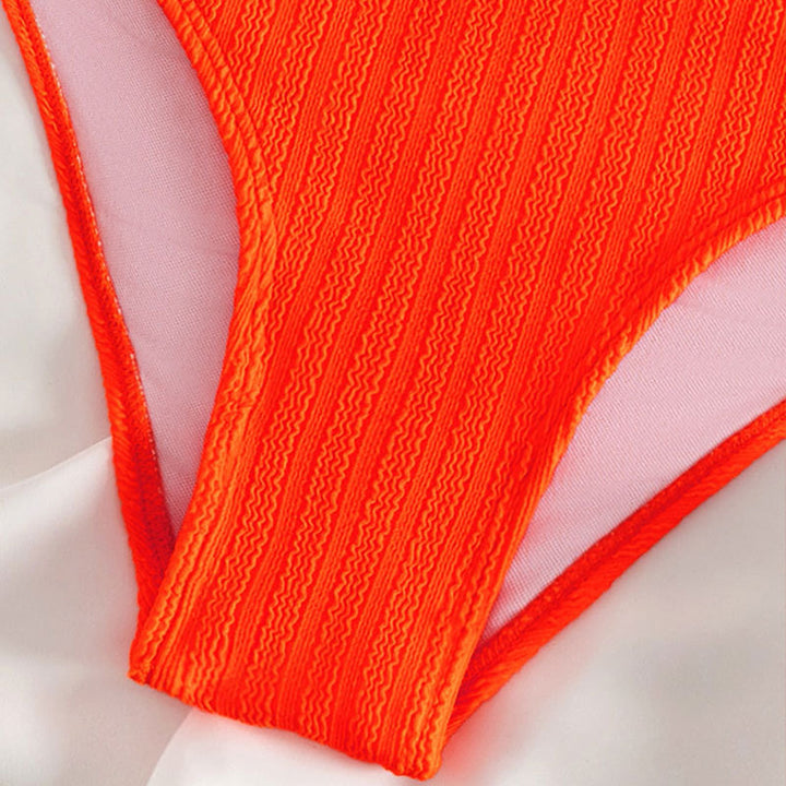 Damen Hochtaillierter Bikini mit innovativen Schnallelementen Echo Archiv