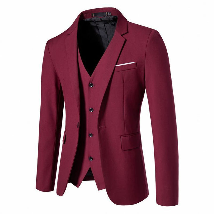 Herren Tailliertes Sakko mit passender Weste und schlanker Business‑Silhouette Echo Archiv