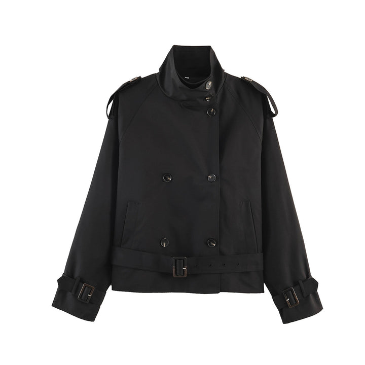 Damen 20+ kurzer Doppelreiher Trenchblouson im Boxy‑Cut mit Stehkragen Schulterklappen und verstellbarem Taillengürtel Echo Archiv