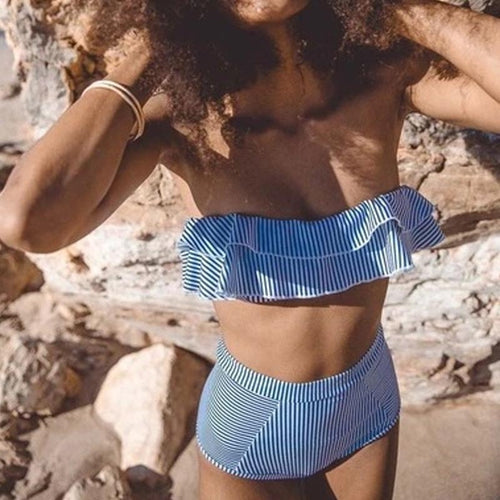Damen Bandeau-Bikini mit modischen Rüschendetails Echo Archiv