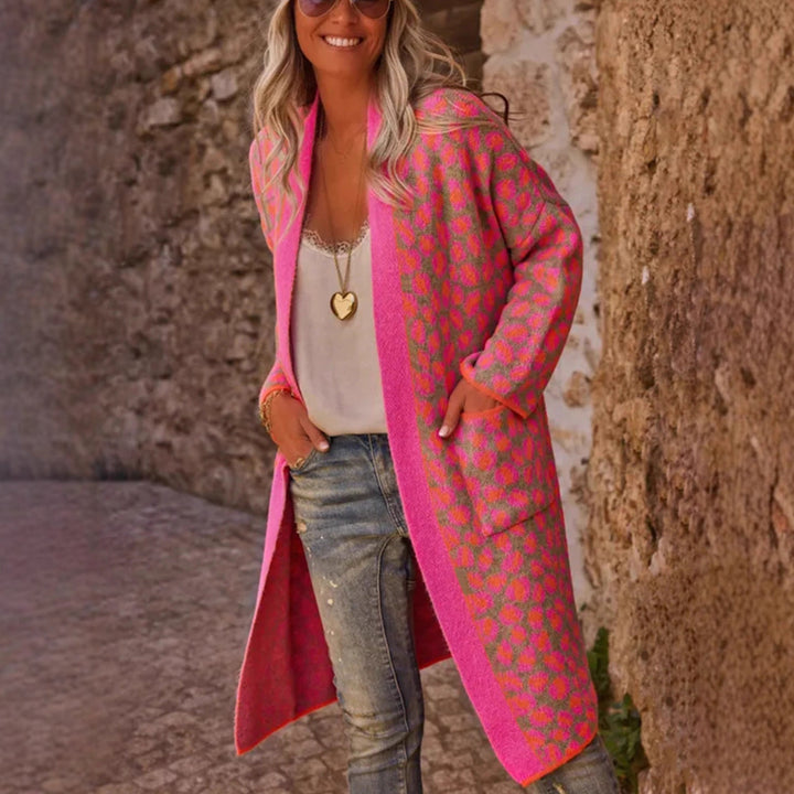 Damen modischer Cardigan mit auffälligem Muster Echoarchiv