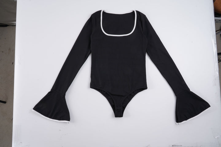 Damen Body mit langen Ärmeln und elegantem Rüschenabschluss Echo Archiv