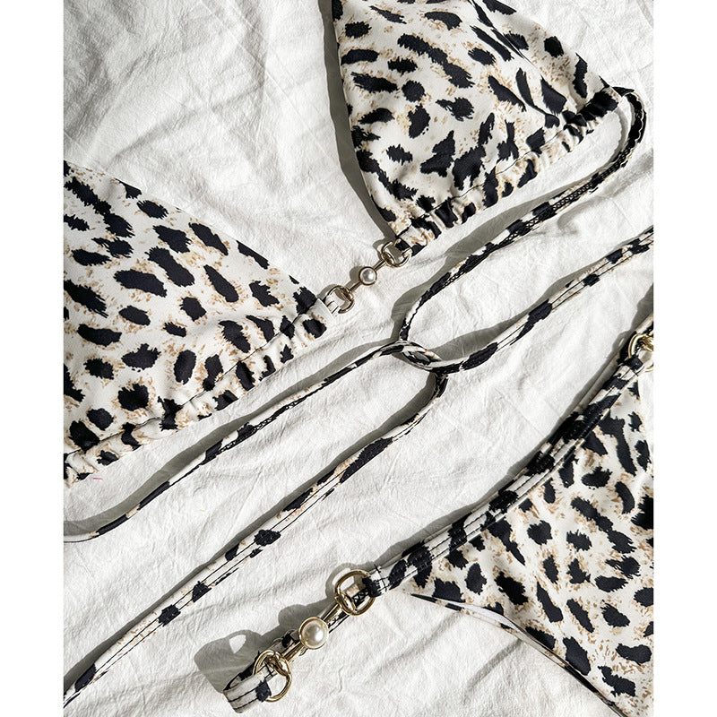Damen Triangel-Bikini mit modischen Kettendetails Echo Archiv