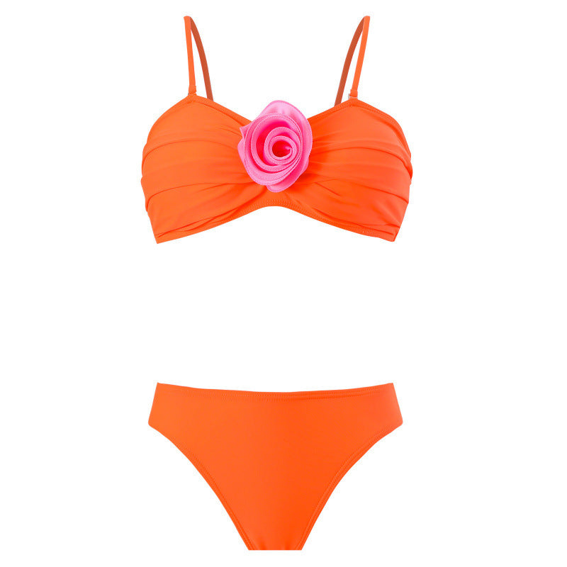 Damen Bikini-Set mit eleganter Rüschendetailierung und verführerischem Blumenakzent Echo Archiv