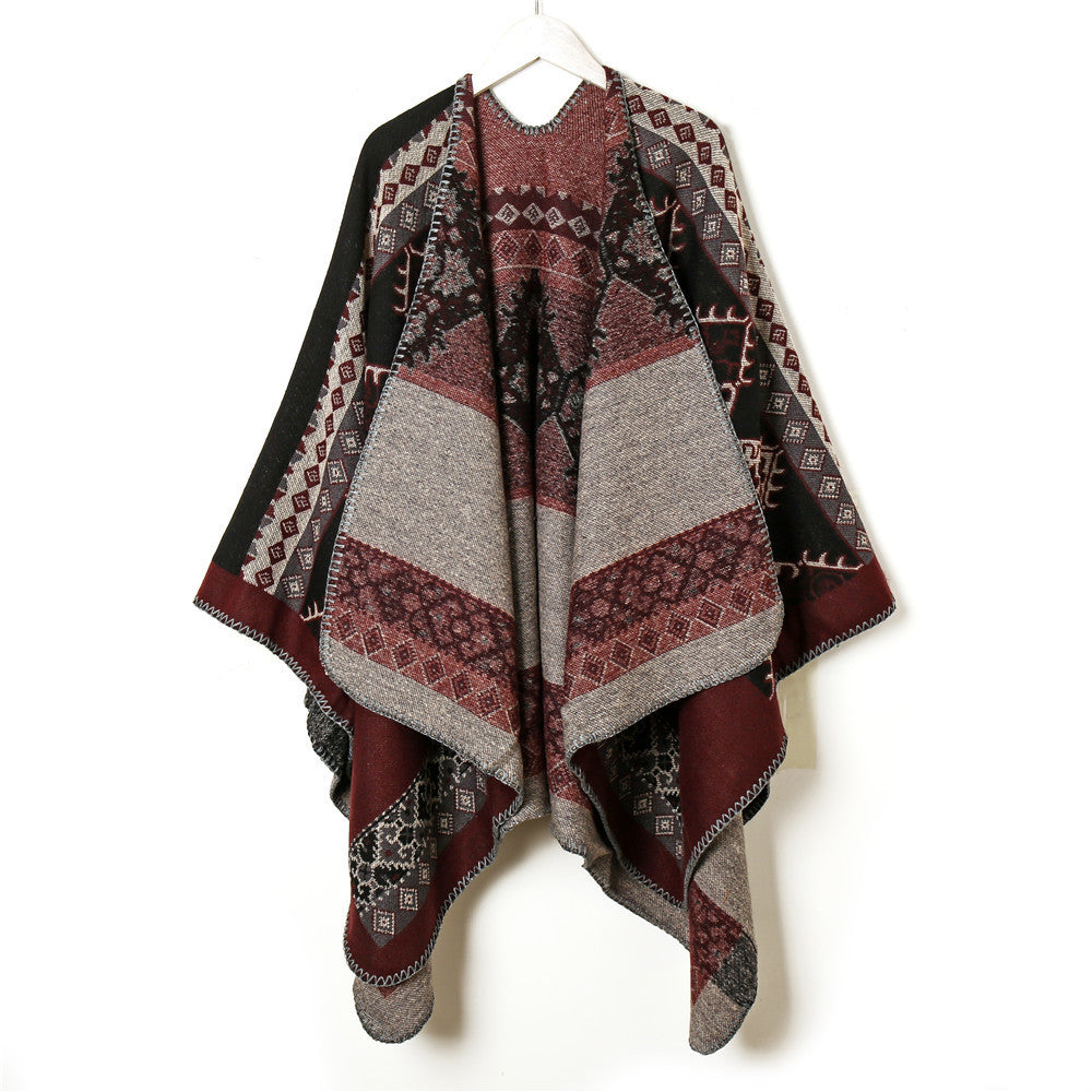 Damen Wollmix-Jacquard-Capeponcho im Ethno-Look mit dekorativer Ziernaht – Montévia