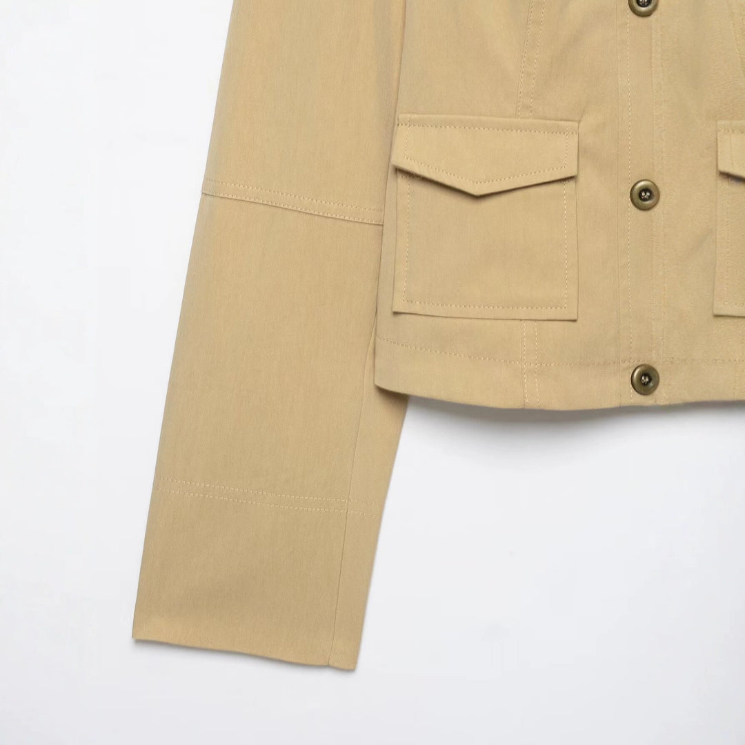 Damen Kurzer doppeltreihiger Utility-Blouson mit hohem Stehkragen und aufgesetzten Klappentaschen Echo Archiv