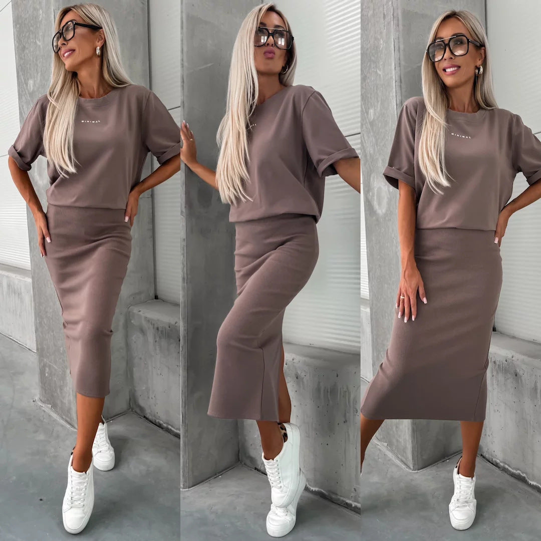 Damen zweiteiliges Strick-Set mit oversized Boxy-Shirt und figurumspielendem Midirock mit Seitenschlitz – Élanora