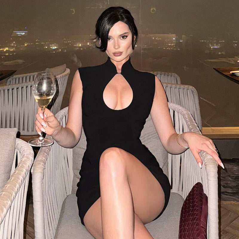 Damen Kleid mit schmalem Schnitt und elegantem Stehkragen Echo Archiv