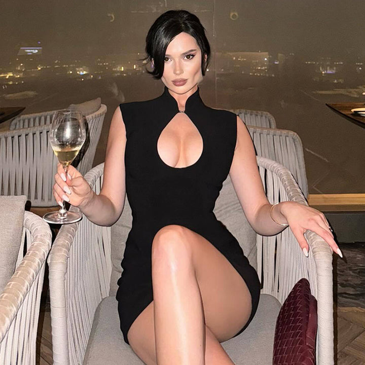 Damen Kleid mit schmalem Schnitt und elegantem Stehkragen Echo Archiv