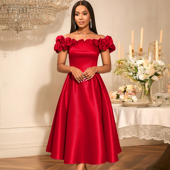 Damen Midi-Party Kleid mit schulterfreiem Design und voluminösen Rüschen Echo Archiv