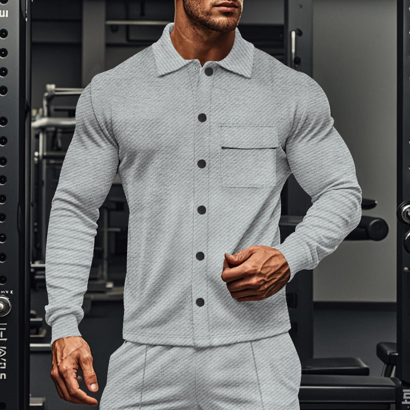 Herren langärmliges Fitness-Hemd mit strukturiertem Design und praktischer Brusttasche Echoarchiv