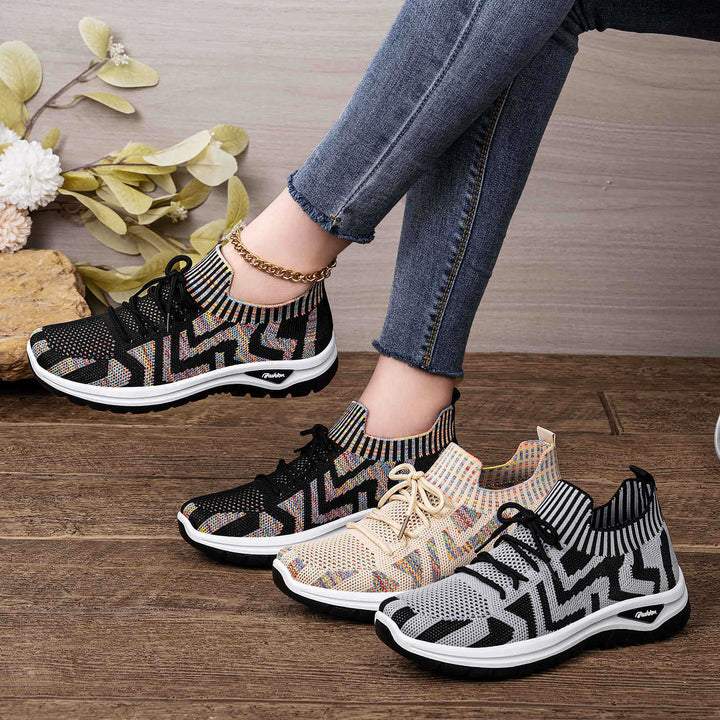 Damen nan gestrickter Sockensneaker mit Jacquard-Muster, elastischem Schaft, integrierter Schnürung und stoßdämpfender Profilsohle Echo Archiv
