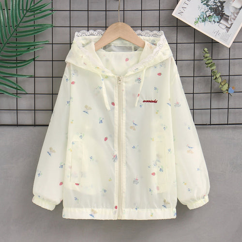 Damen nan leichte Kapuzen-Sommerjacke mit Spitzenbesatz, zartem Allover-Print und Reißverschluss Echo Archiv