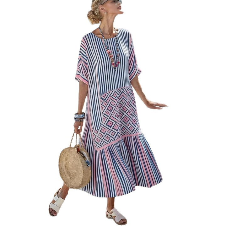 Damen Sommermaxikleid mit grafischem Muster und voluminösem Saum Echo Archiv