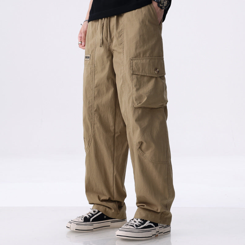 Herren Weite Utility-Cargohose aus Baumwollmix mit Kordelzugbund und aufgesetzten Klappentaschen Echoarchiv
