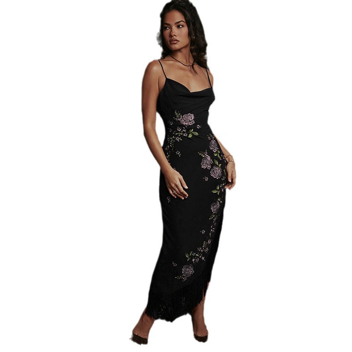 Damen elegantes Hochzeitskleid mit Blumenapplikationen und Fransen Echo Archiv