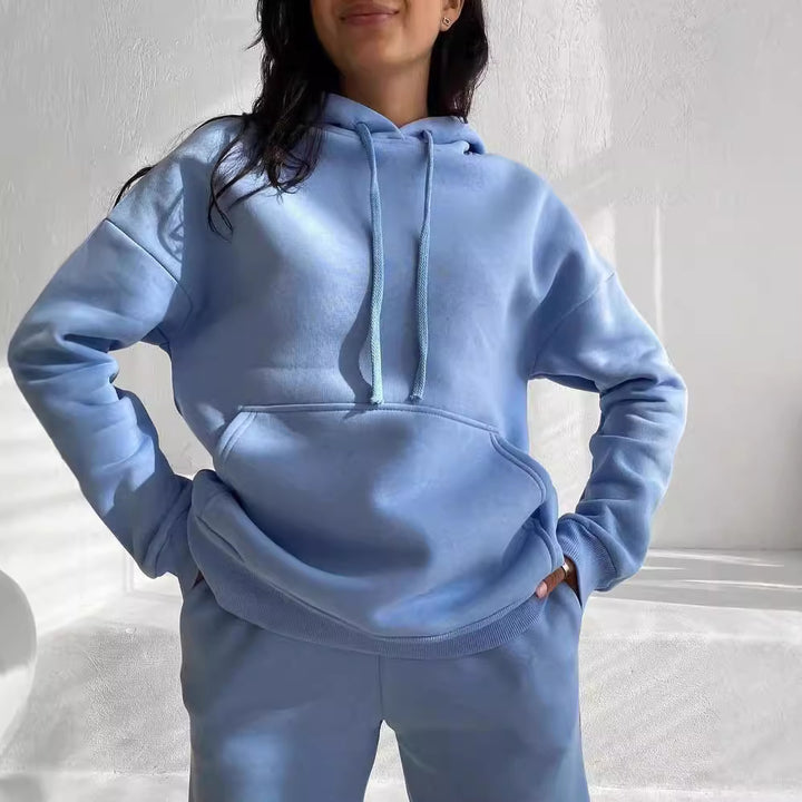 Damen Oversize Loungewear-Set aus weichem Baumwollmischfleece mit Kapuzenpullover und schmal zulaufender Jogginghose Echoarchiv