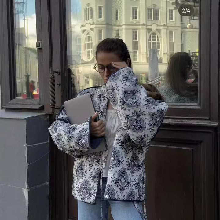 Damen gewattete Kimono-Jacke mit Taillengürtel und ornamentalem Print Echo Archiv
