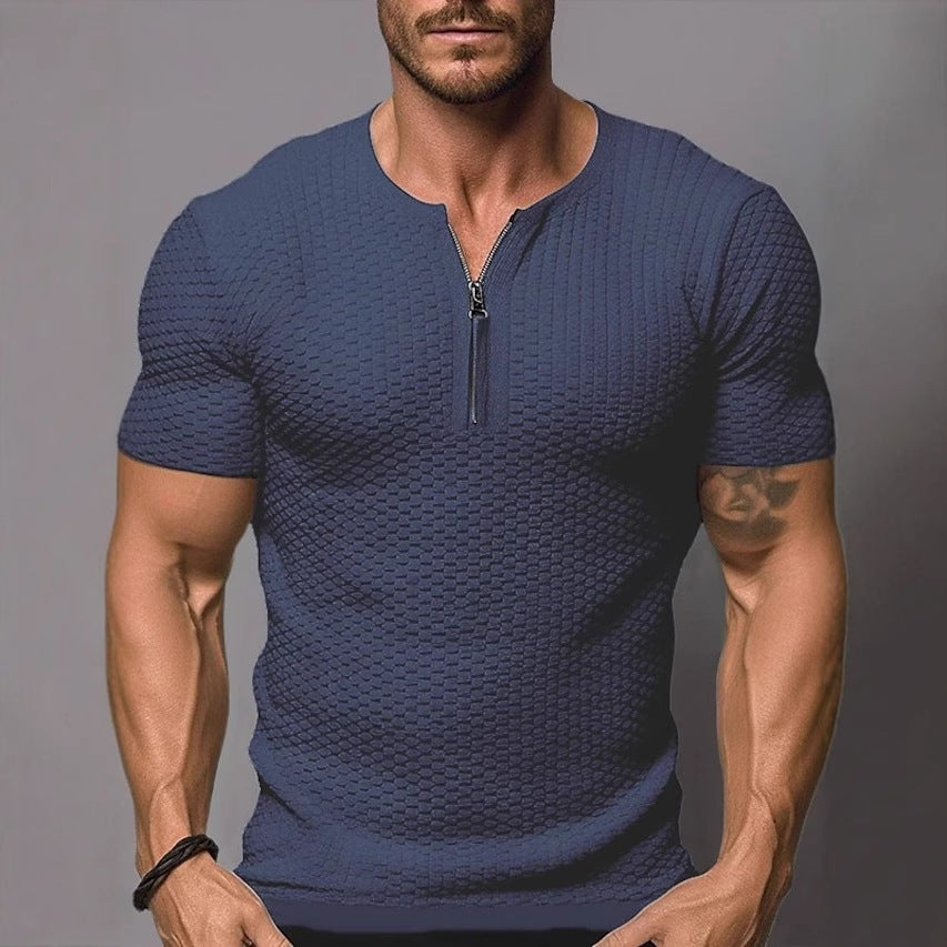 Herren Kurzarmshirt mit strukturiertem Gewebe und halbem Reißverschluss Echoarchiv