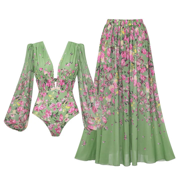 Damen Bikiniset mit floralem Schnitt und elegantem Maxirock Echo Archiv
