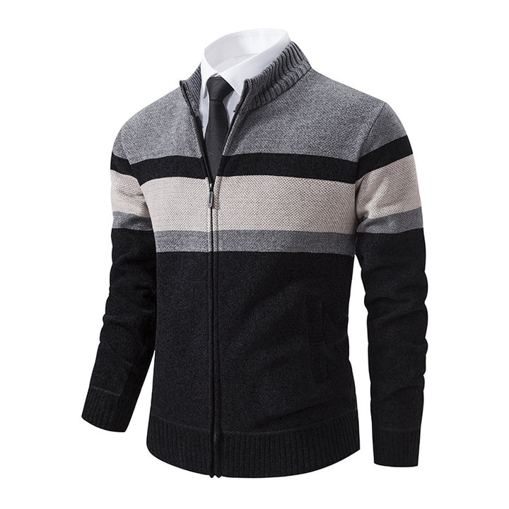 Herren Strickjacke mit hohem Kragen und innovativem Zip Echoarchiv