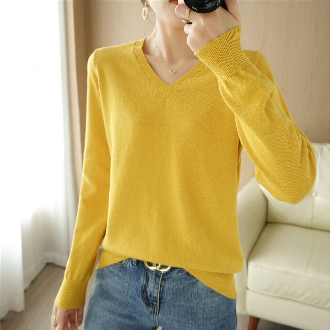 Damen Leichter V‑Ausschnitt Feinstrickpullover aus kaschmirweicher Baumwollmischung mit elastischen Rippbündchen Echoarchiv