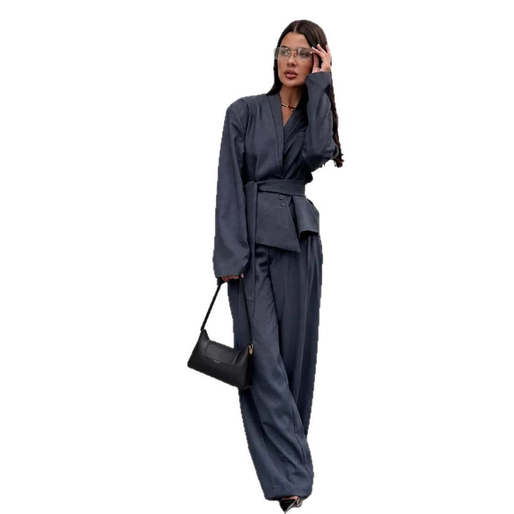 Damen Elegantes Wickelblazer-Set mit Taillengürtel und weiter Bundfaltenhose Echoarchiv