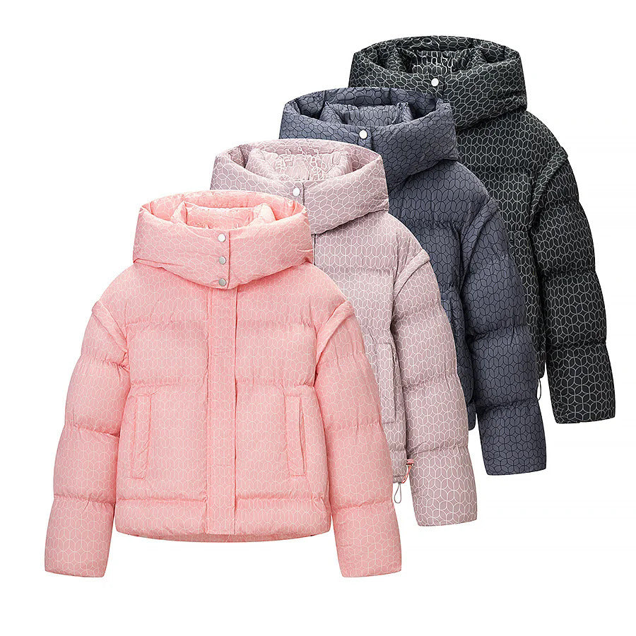 Damen kurze Boxy-Steppjacke mit grafischem Quiltmuster, großer Kapuze, verdeckter Druckknopfleiste und Tunnelzugsaum – Célinea