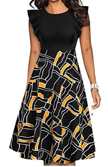 Damen elegantes Sommerkleid mit Rüschendetails und floralem Muster Echo Archiv