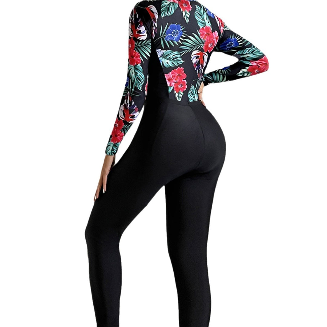 Damen sportlicher Langarm-Schwimmanzug mit farbenfrohen Blumenmuster Echo Archiv