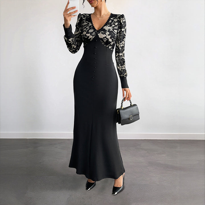 Damen Figurbetontes Maxikleid mit Spitzenoberteil, V‑Ausschnitt und Zierknopfleiste Echoarchiv
