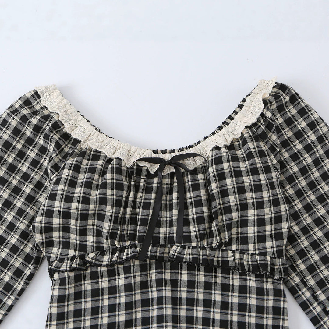 Damen Karierte Cropped-Bluse mit eckigem Ausschnitt, Spitzenbesatz und geraffter Taille Echo Archiv