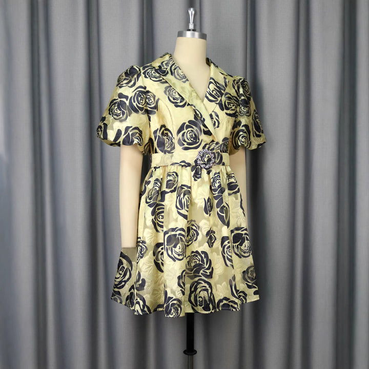 Damen Blumendesign Kurzkleid mit tailliertem Schnitt und auffälligen Puffärmeln Echo Archiv