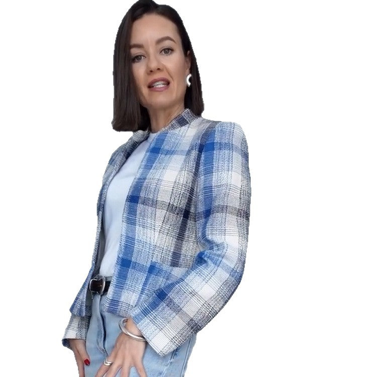 Damen Kastenförmiger karierter Kurzblazer mit Stehkragen und strukturierter Schulterpartie Echoarchiv