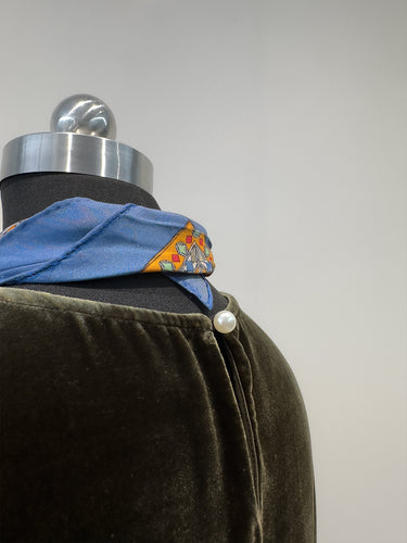 Damen Luxuriöses Velour Wickeloberteil Echoarchiv
