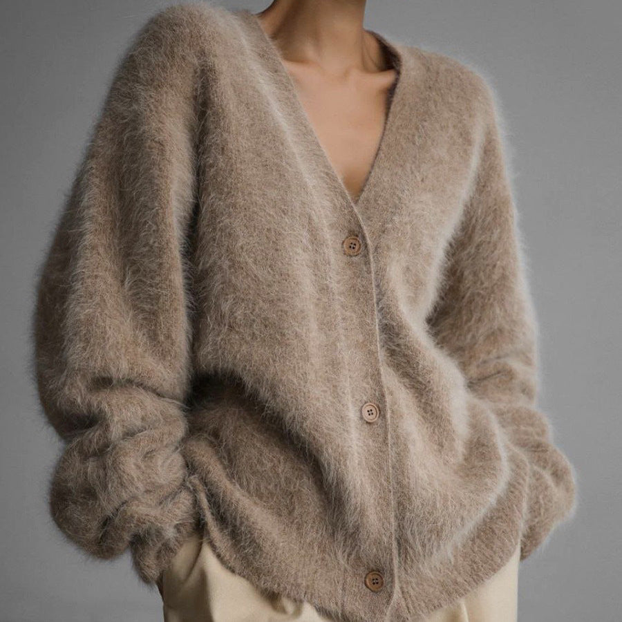 Damen Kuscheliger Oversize-Cardigan aus Teddy-Strick mit tiefem V-Ausschnitt – Veloura