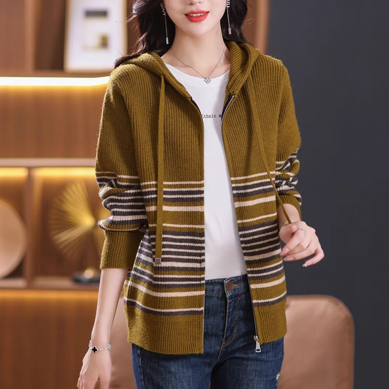 Damen Strickjacke mit Kapuze und Reißverschluss Echo Archiv