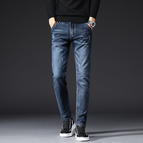 Herren Slim-Fit Jeans mit stylischen Destroyed-Details Echoarchiv