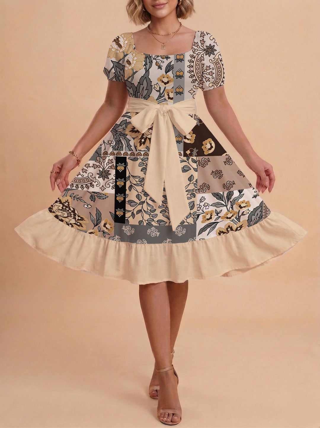 Damen Midikleid mit verspieltem Druck und tailliertem Schnitt Echo Archiv