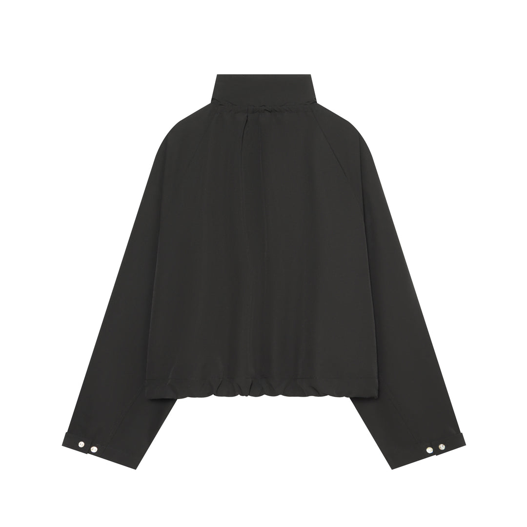 Damen Kurztaillierter Blouson mit hohem Funnelkragen und Tunnelzugtaillierung Echo Archiv