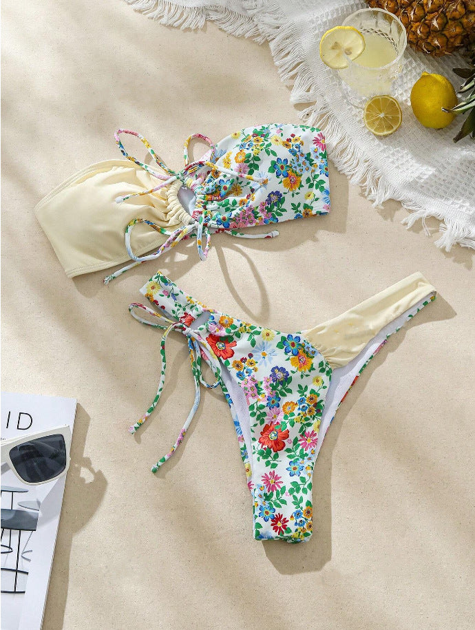 Damen Bandeau-Bikini Set mit floralem Design Echo Archiv